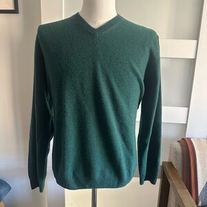 OnwardReserved Dark Green V-Neck Sweater for Men